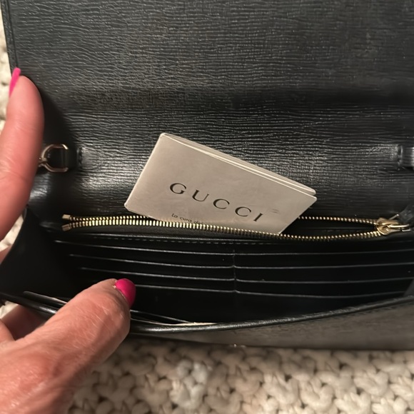 Gucci Black Leather Chain Wallet - Picture 2 of 4
